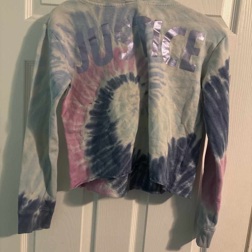 Cropped Justice Tie-Dye Long Sleeve hoodie